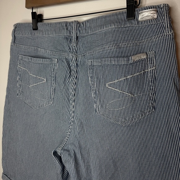 Seven7 Blue Striped Shorts - Picture 3 of 4